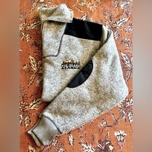 Quarter zip sweater size M
